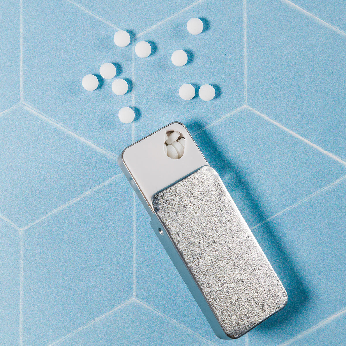 Sugar Free Breath Mints in Slider Tin